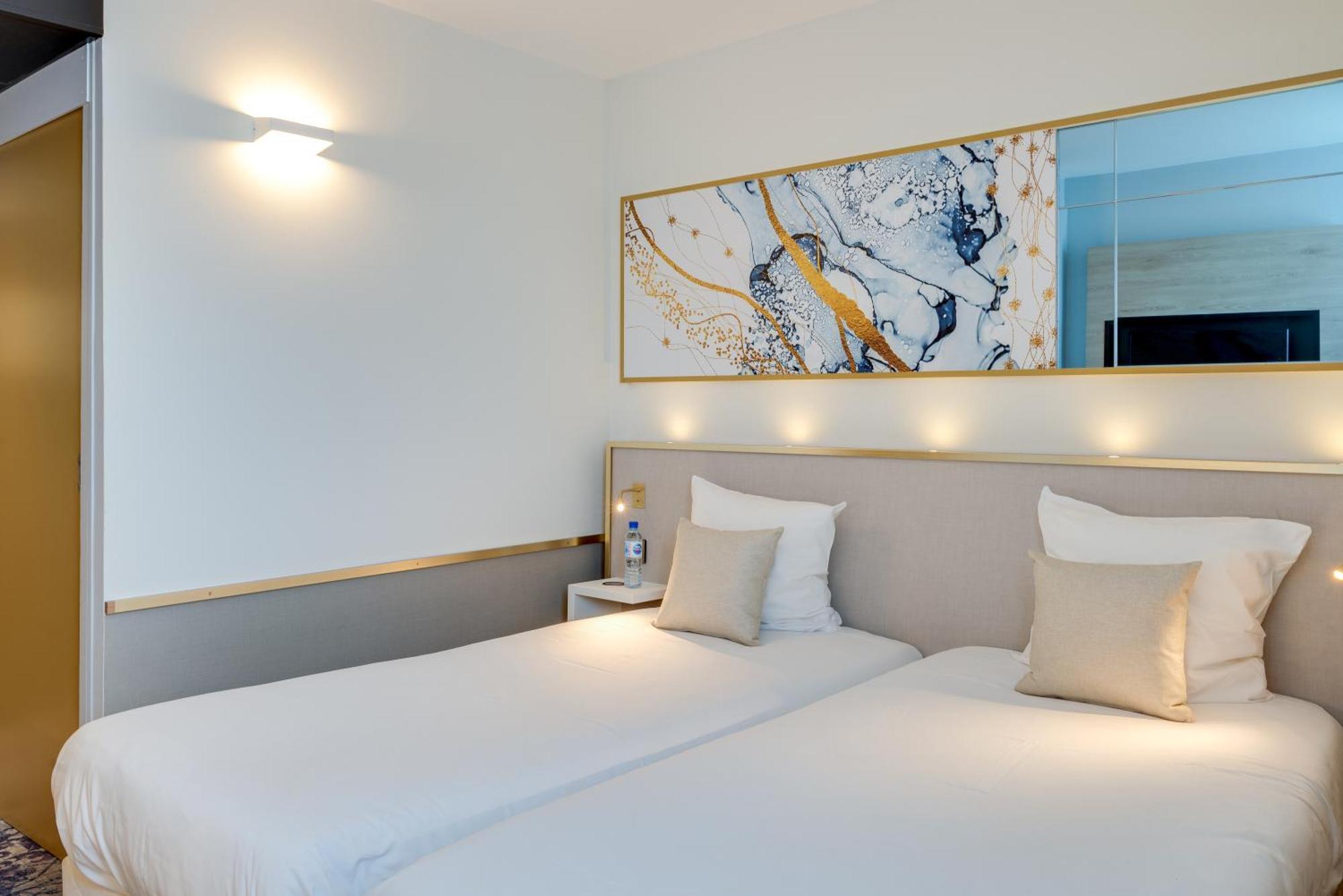 Brit Hotel Orleans St Jean De Braye - L'Antares Saint-Jean-de-Braye Exterior photo