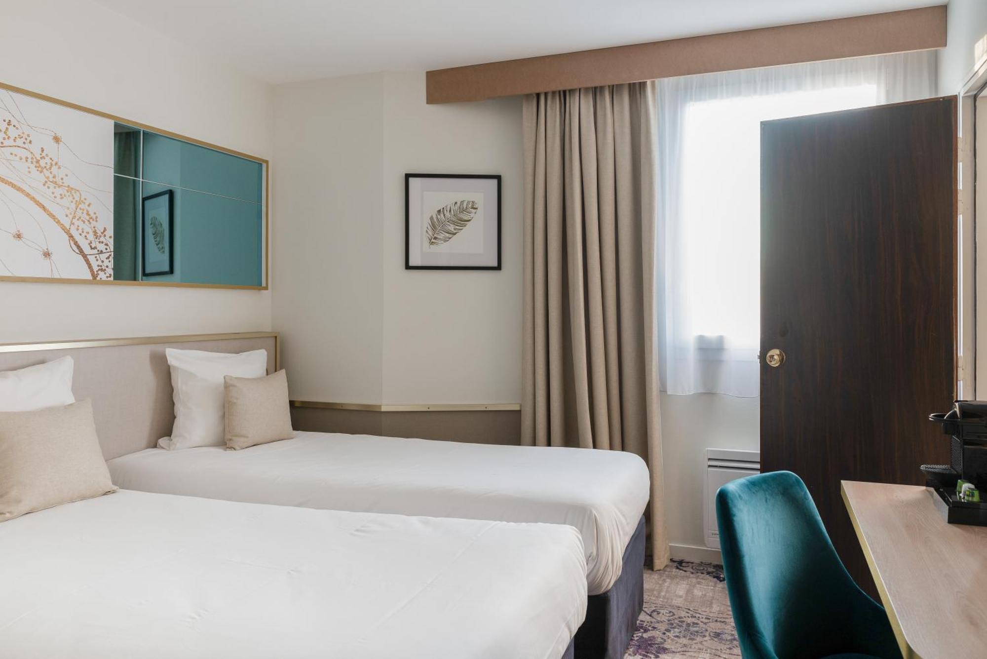 Brit Hotel Orleans St Jean De Braye - L'Antares Saint-Jean-de-Braye Exterior photo